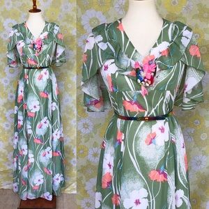 True Vintage🌷70s Capelet Bouquet Maxi Dress
